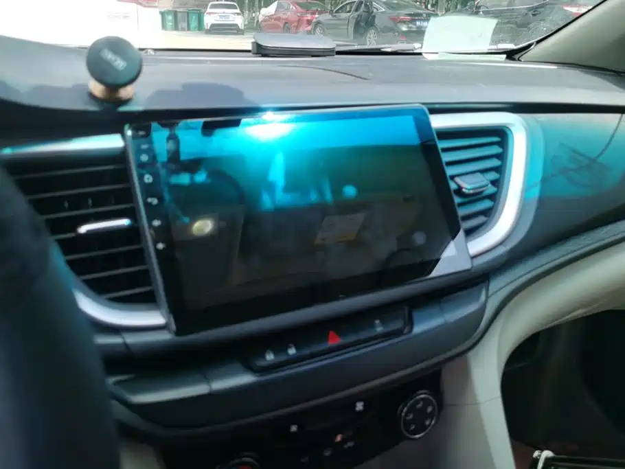 Buick Excelle — миниатюра 13