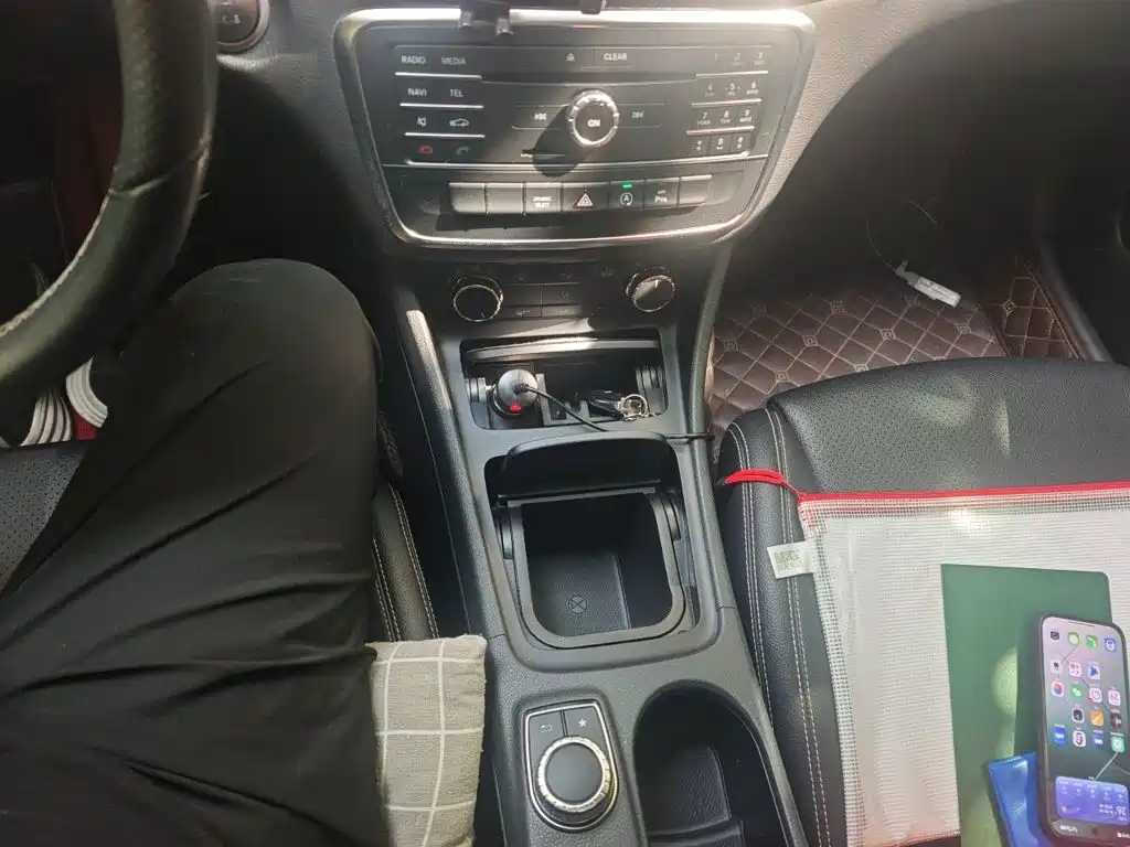 Mercedes-Benz GLA — миниатюра 16