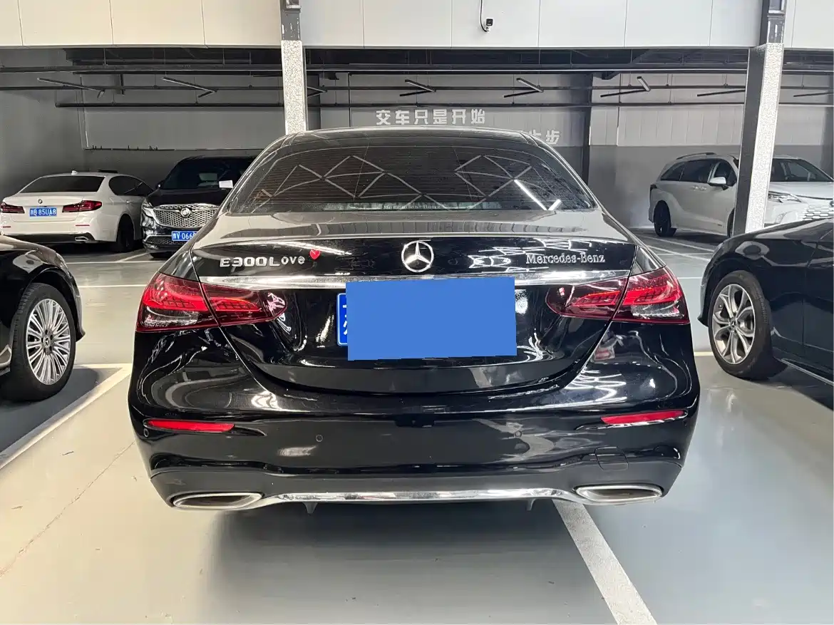 Mercedes-Benz E-Class id 4622557 из Китая 15