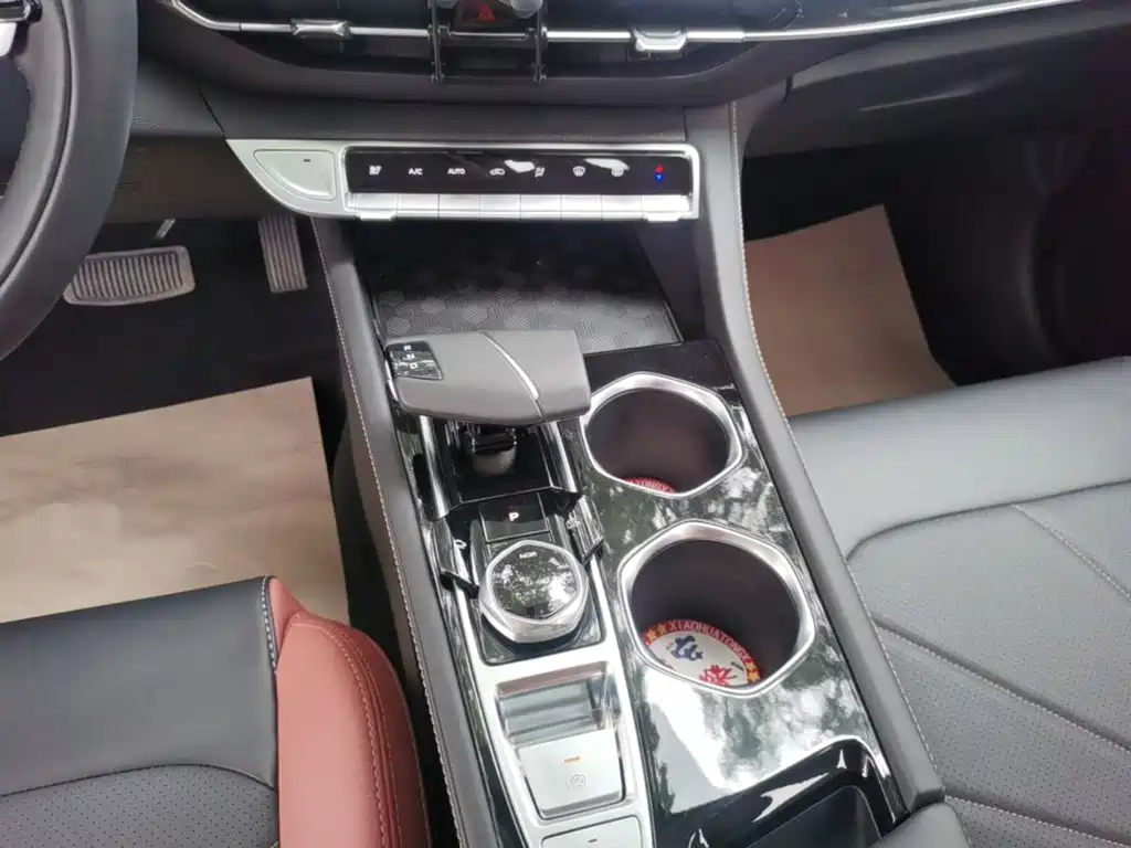 Changan Eado — миниатюра 14