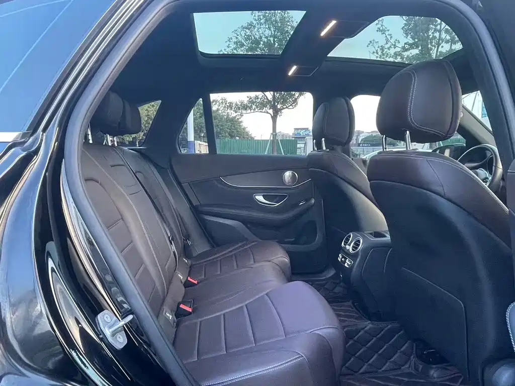 Mercedes-Benz GLC — миниатюра 8