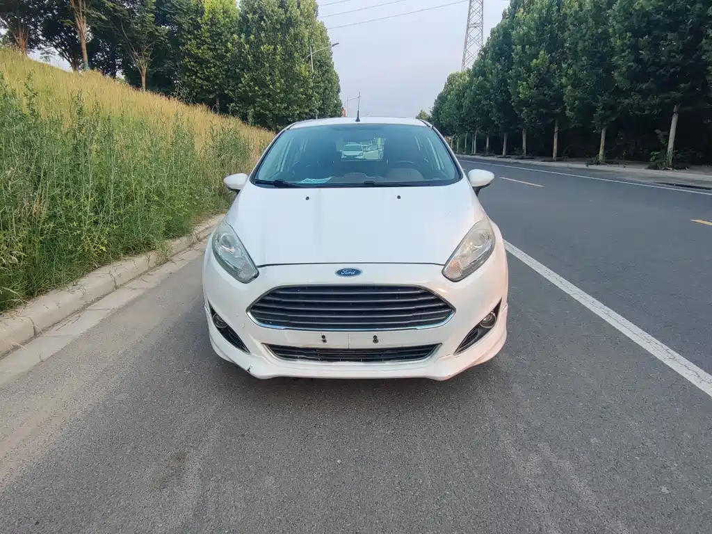 Ford Fiesta 2014 1.0 GTDi AT