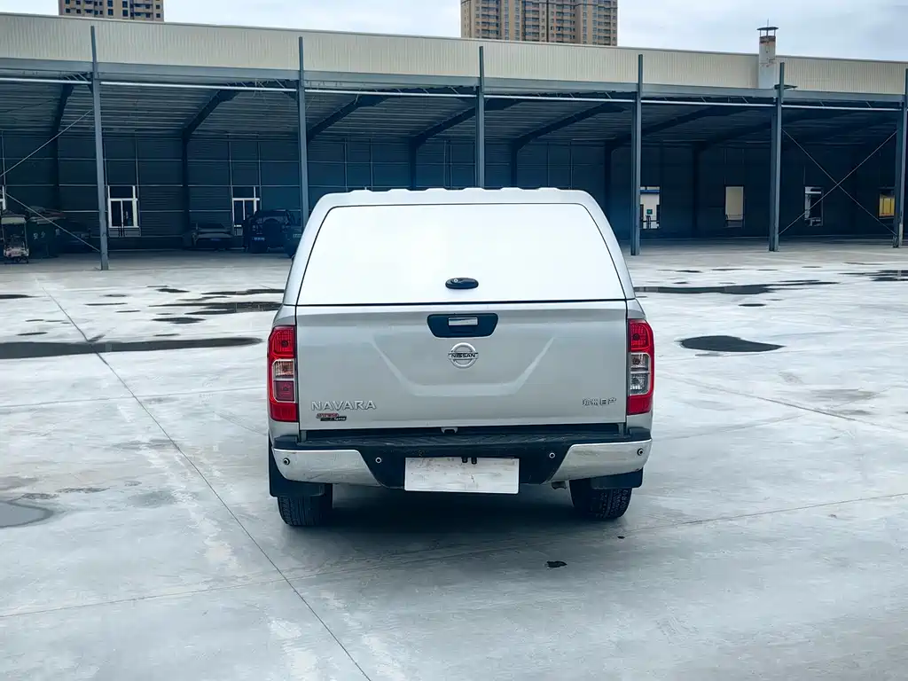 Nissan Navara — миниатюра 8