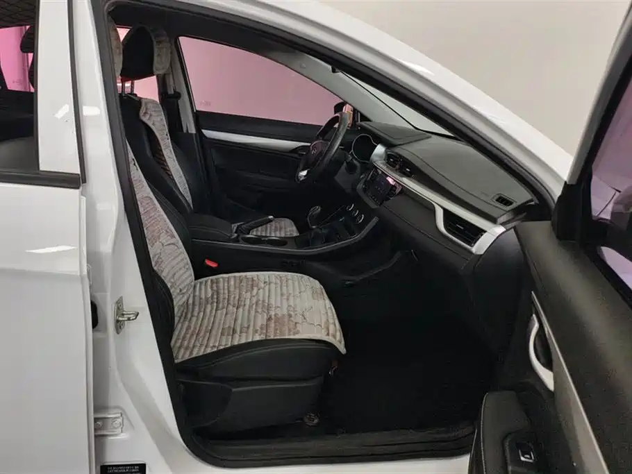 Geely Emgrand 2020 1.5L MT Comfort