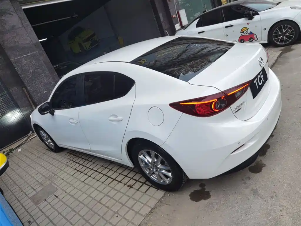 MAZDA 3 ANGKESAILA
