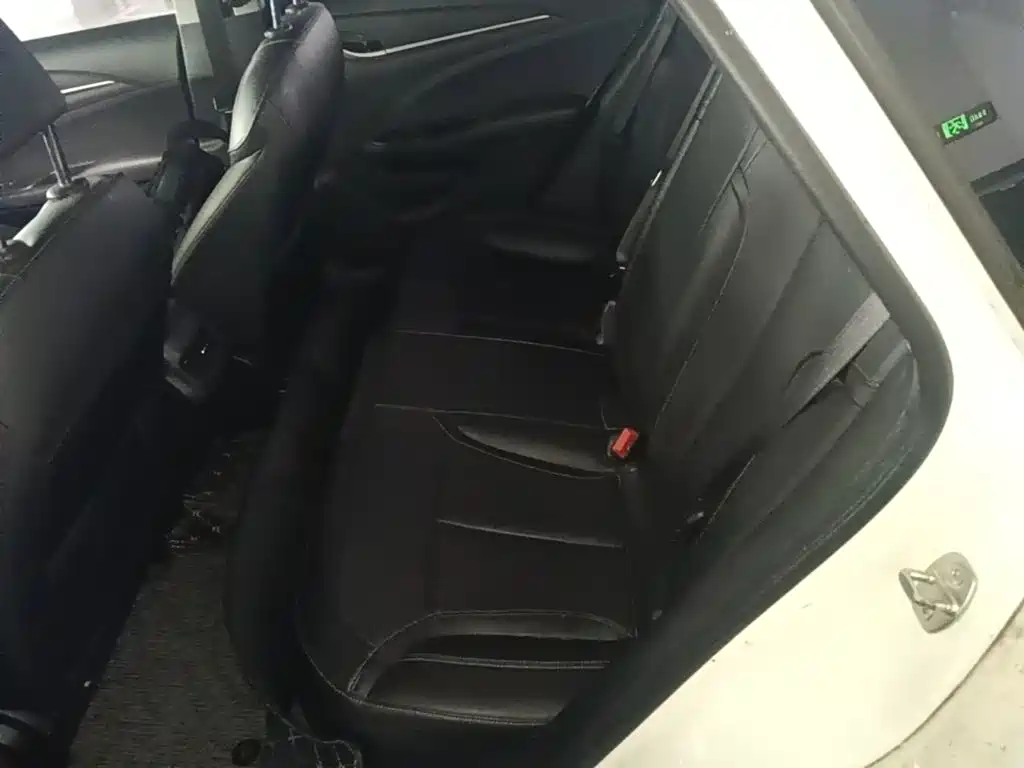 Buick Excelle — миниатюра 17