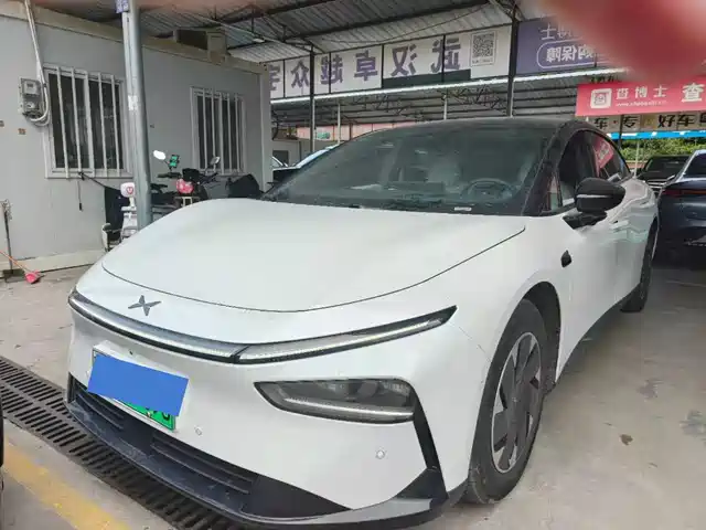 2025 Xpeng P7