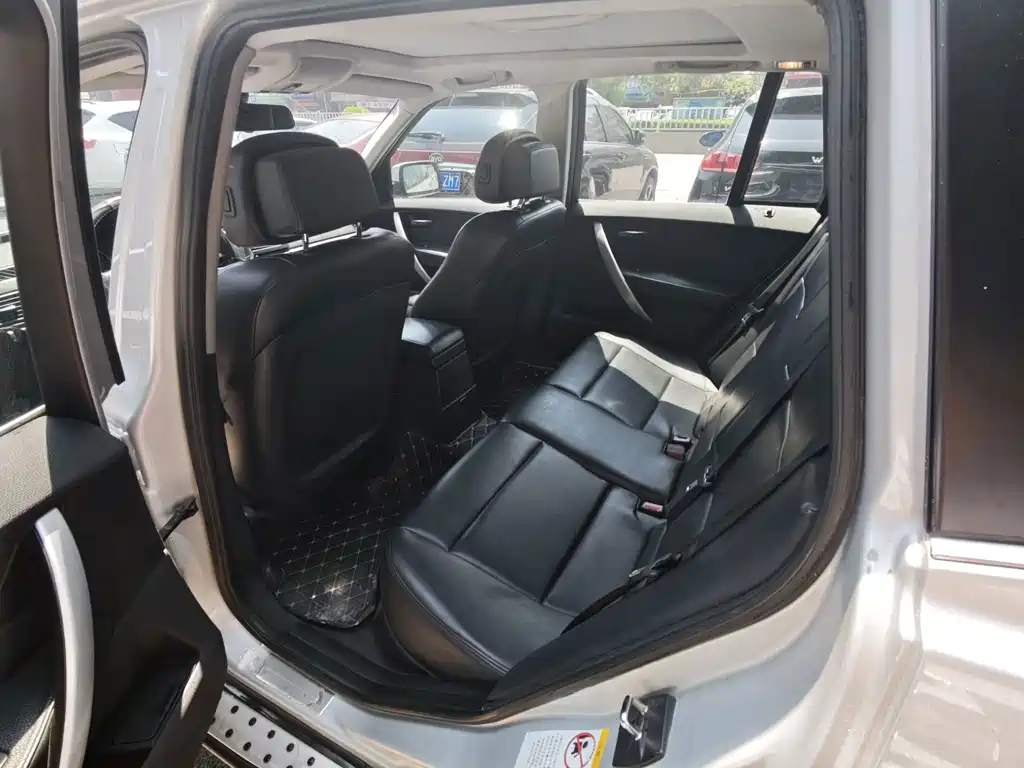 BMW X3 (Import) — миниатюра 8