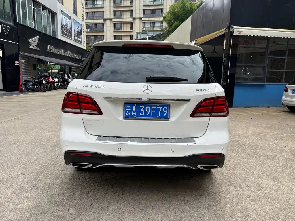 Mercedes-Benz GLE (Import) — миниатюра 4