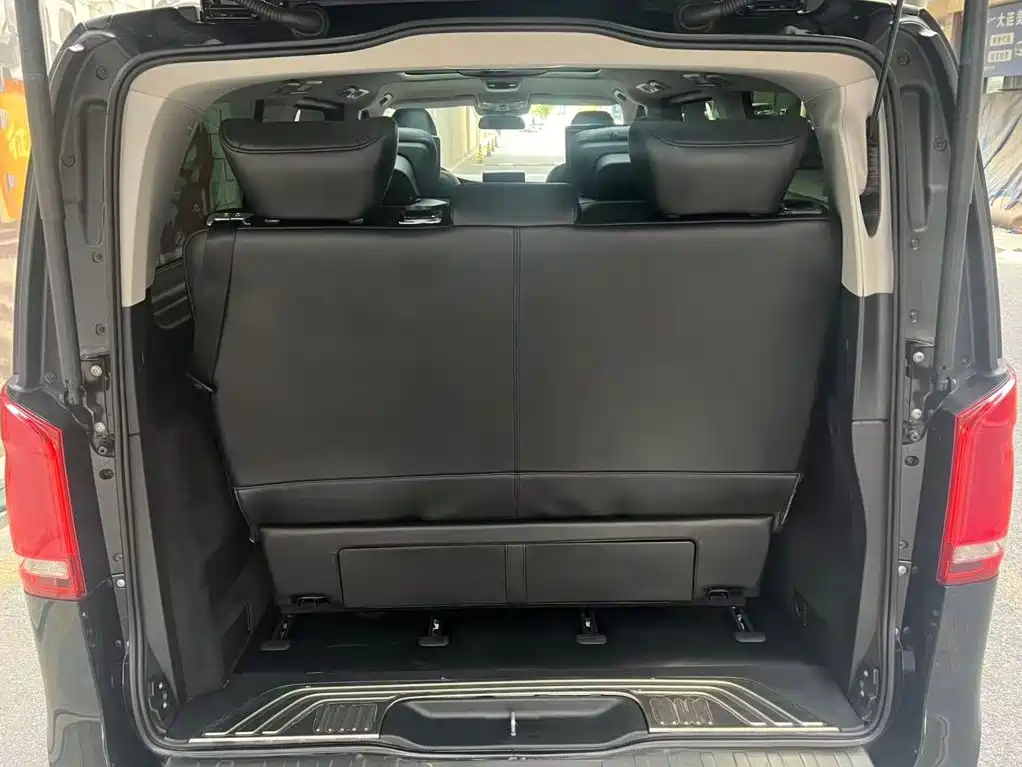 Mercedes-Benz V-Class — миниатюра 8