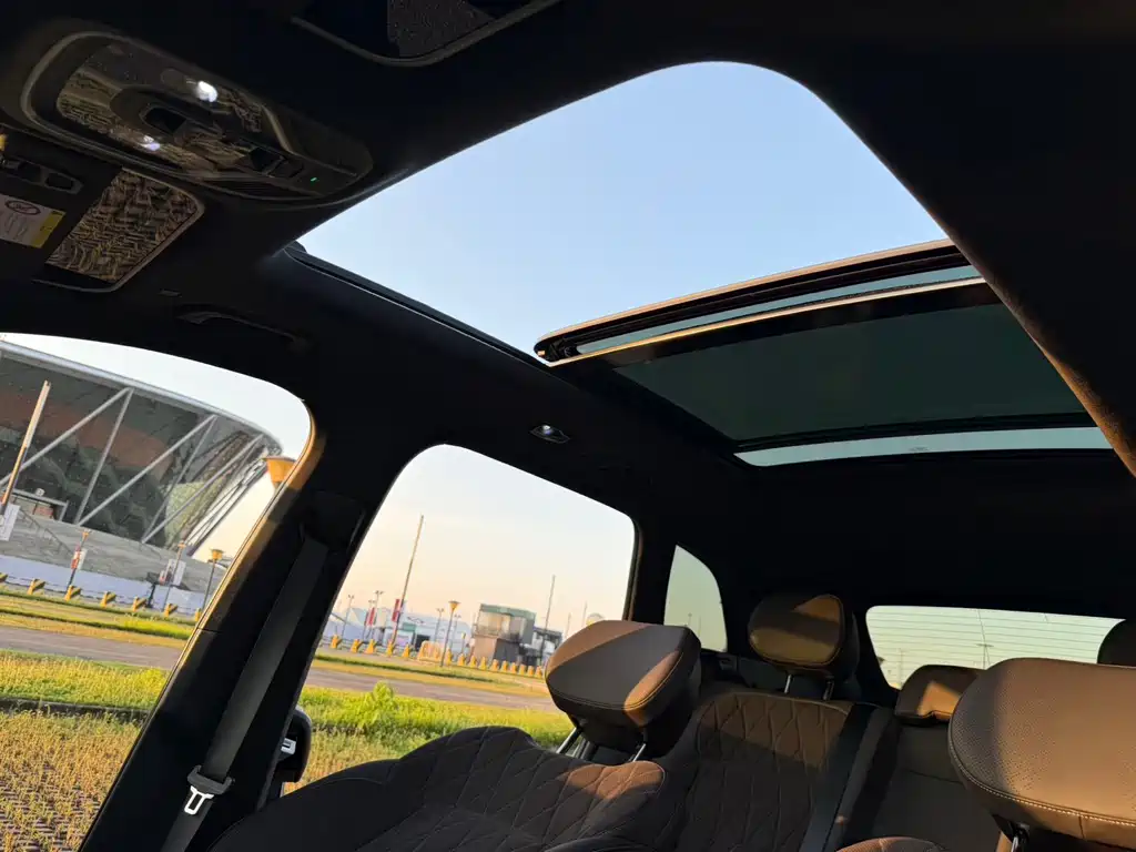 Geely Xingyue L Oriental Brilliance 2.0TD Auto Moon Gaze Edition, фото 18