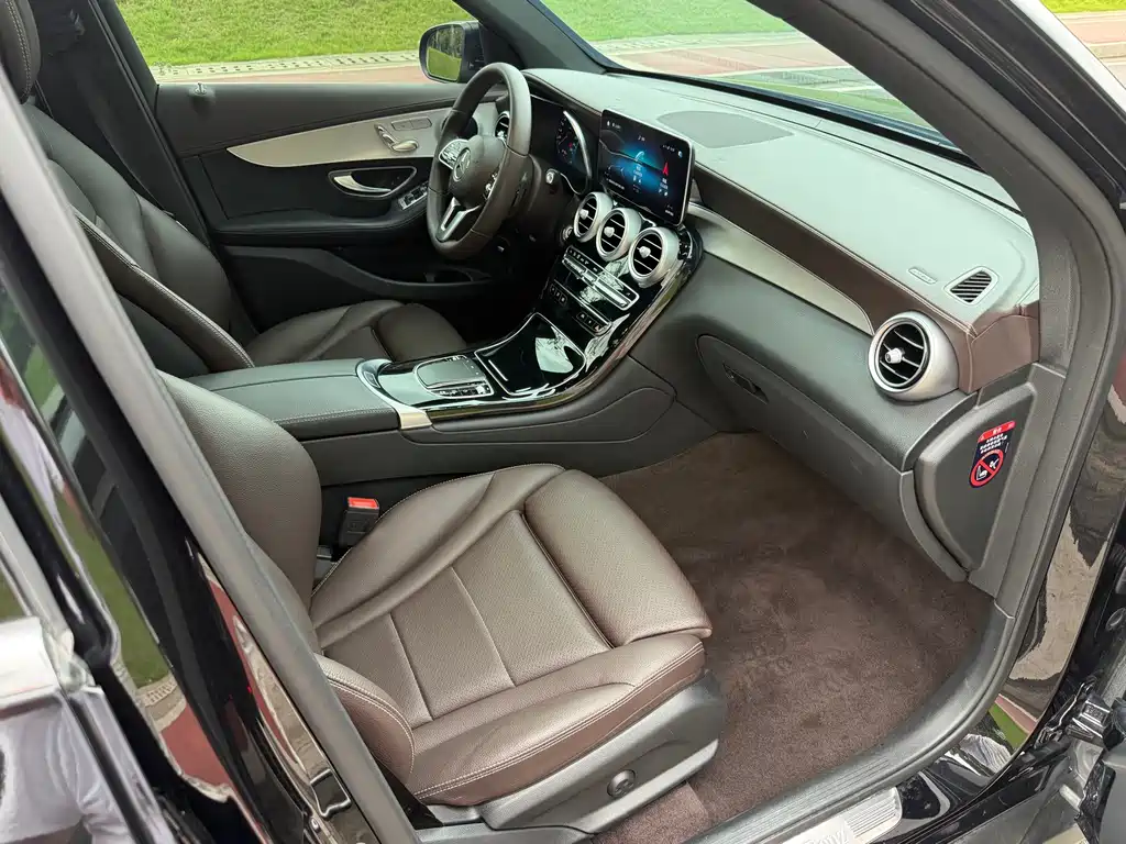 Mercedes-Benz GLC — миниатюра 6