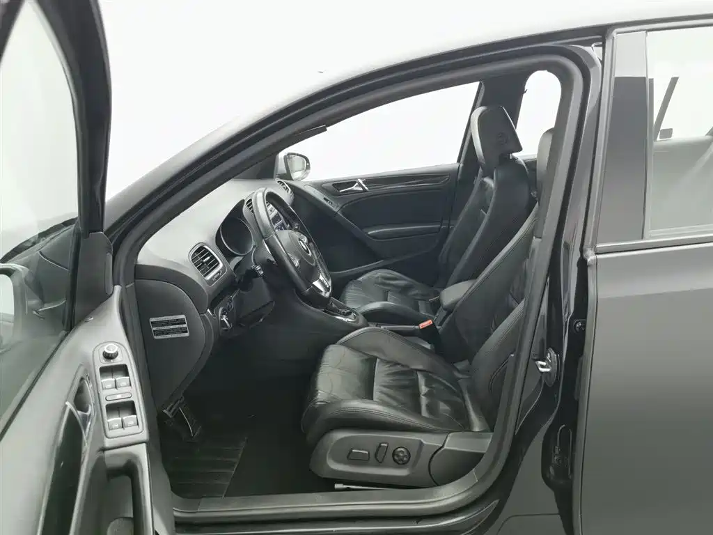 Volkswagen Golf GTI GTI 2011 2.0TSI GTI