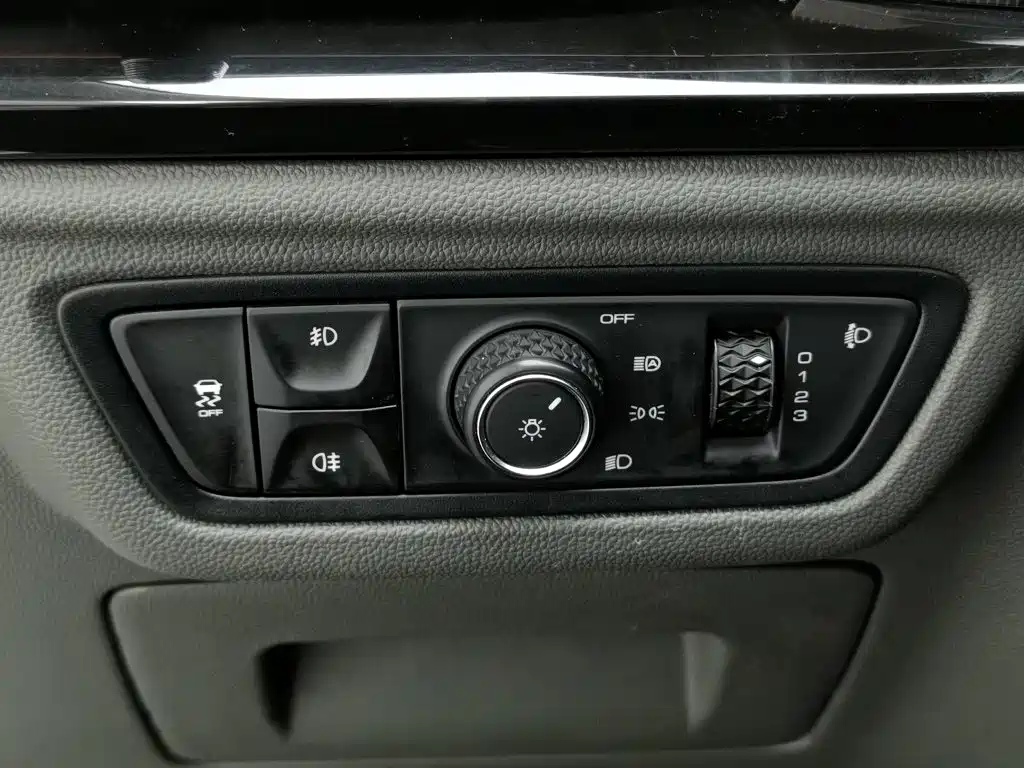 Baojun RC-6 — миниатюра 21