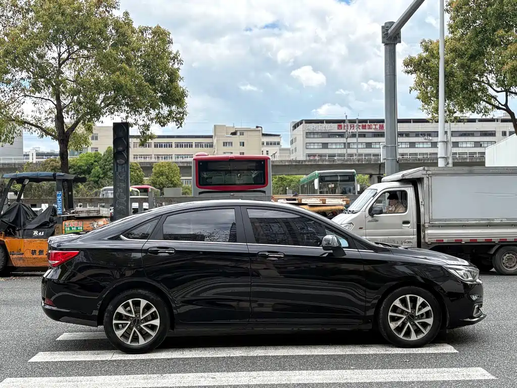 BAIC U5 2020 1.5T CVT Luxury VI
