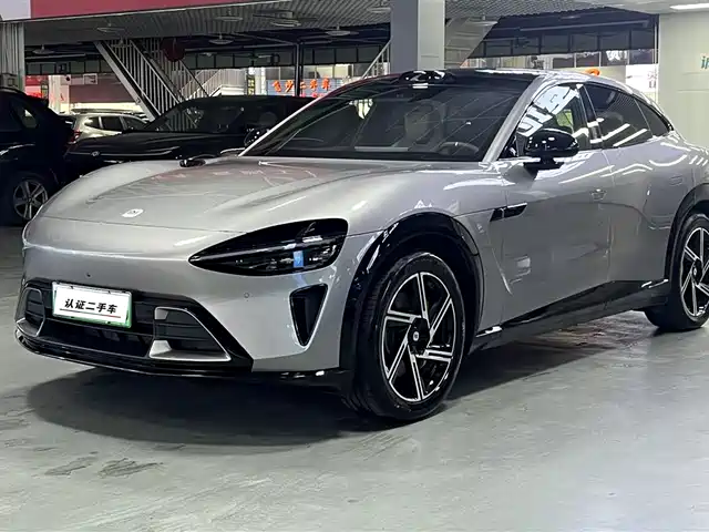 XIAOMI CAR XIAOMI YU7 2025