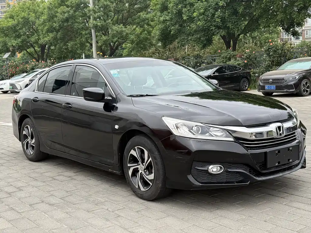 Honda Accord — миниатюра 3