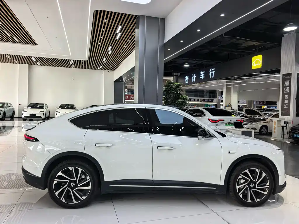 NIO EC6 — миниатюра 16