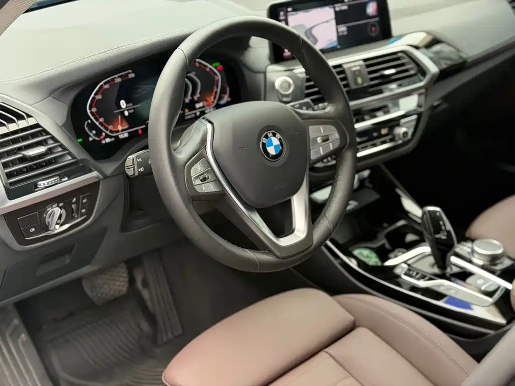 BMW X3 — миниатюра 5