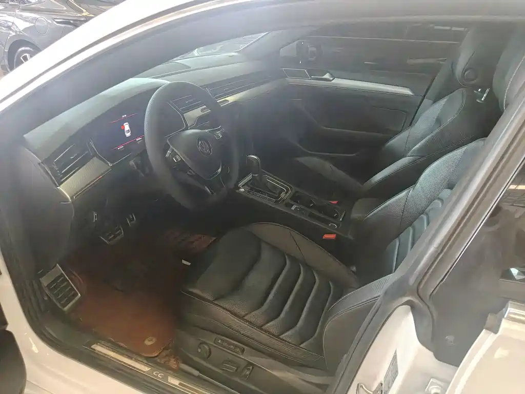Volkswagen CC — миниатюра 7