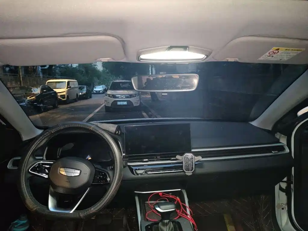 Geely Emgrand — миниатюра 10