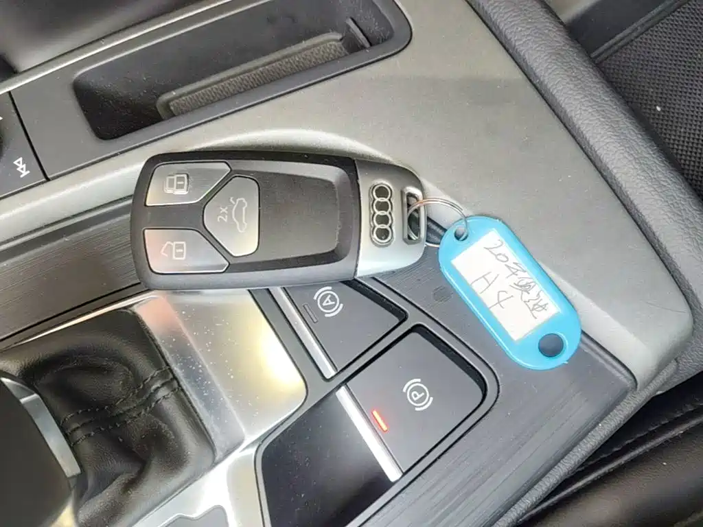 Audi A4L — миниатюра 9