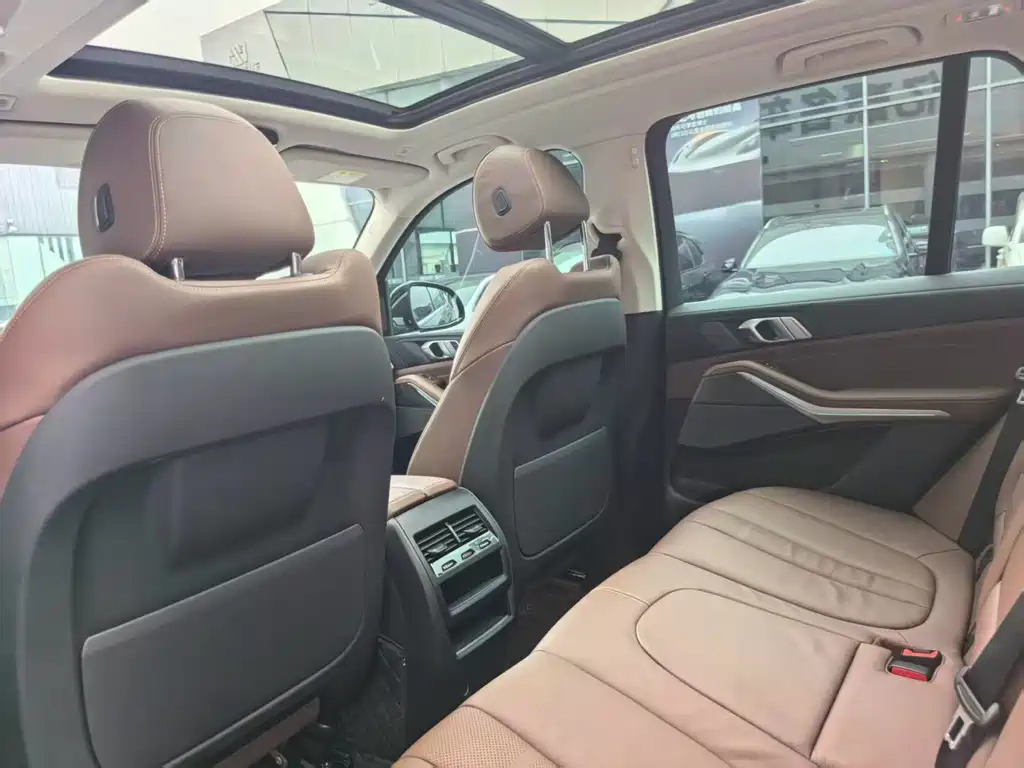 BMW X5 (Import) — миниатюра 8
