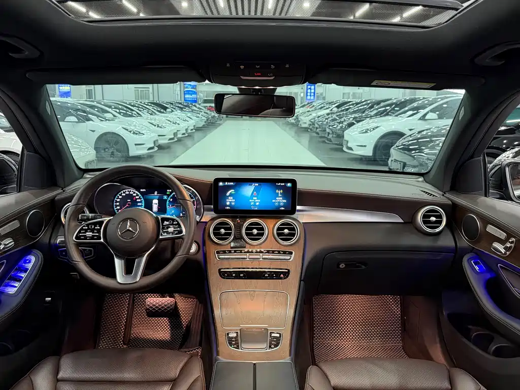 Mercedes-Benz GLC — миниатюра 11