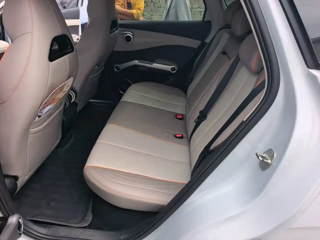 BYD Yuan Plus — миниатюра 17