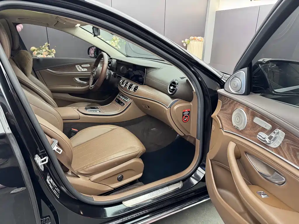 Mercedes-Benz E-Class E 2023 E 300 L Luxury