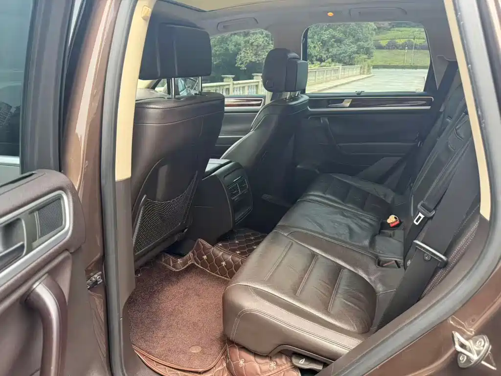 Volkswagen Touareg — миниатюра 8