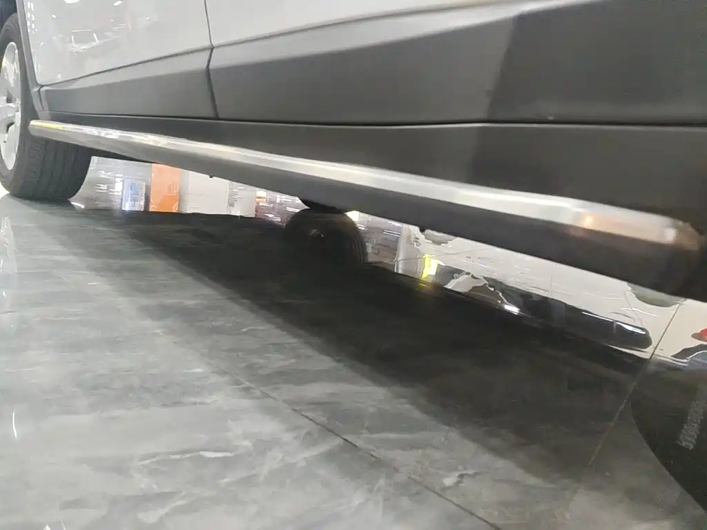 Jeep Compass — миниатюра 22