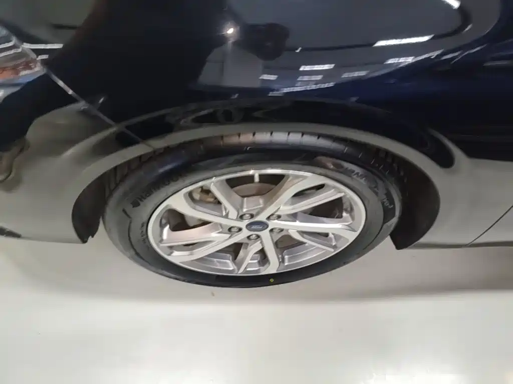 Ford Mondeo — миниатюра 23