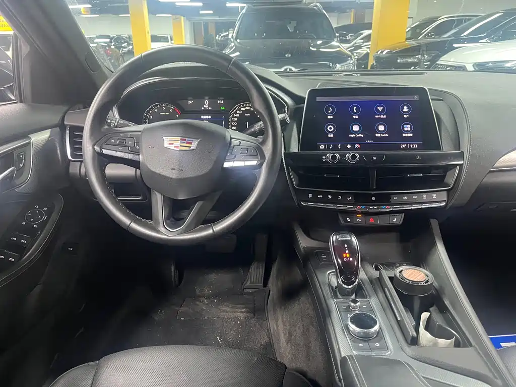Cadillac CT5 — миниатюра 6