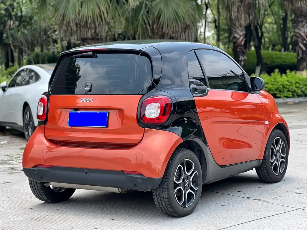 smart Smart Fortwo — миниатюра 7
