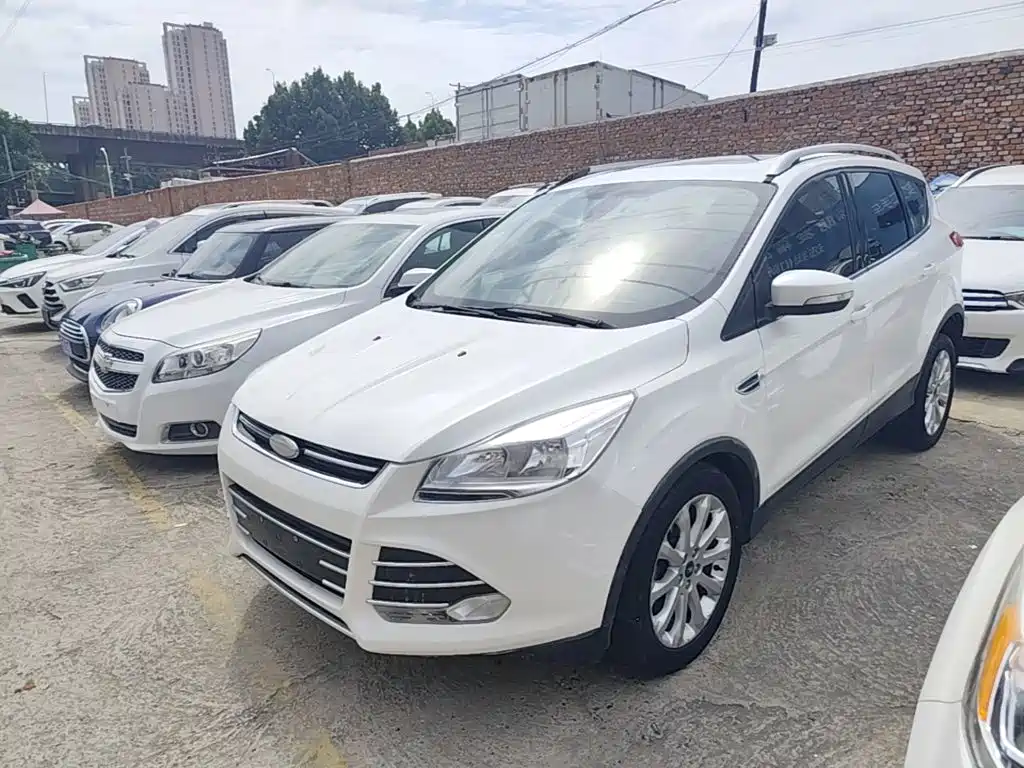 Ford Kuga — миниатюра 2