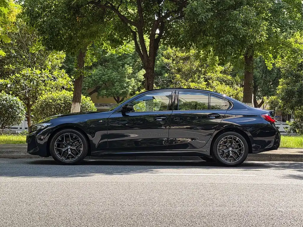 BMW 3 Series — миниатюра 7