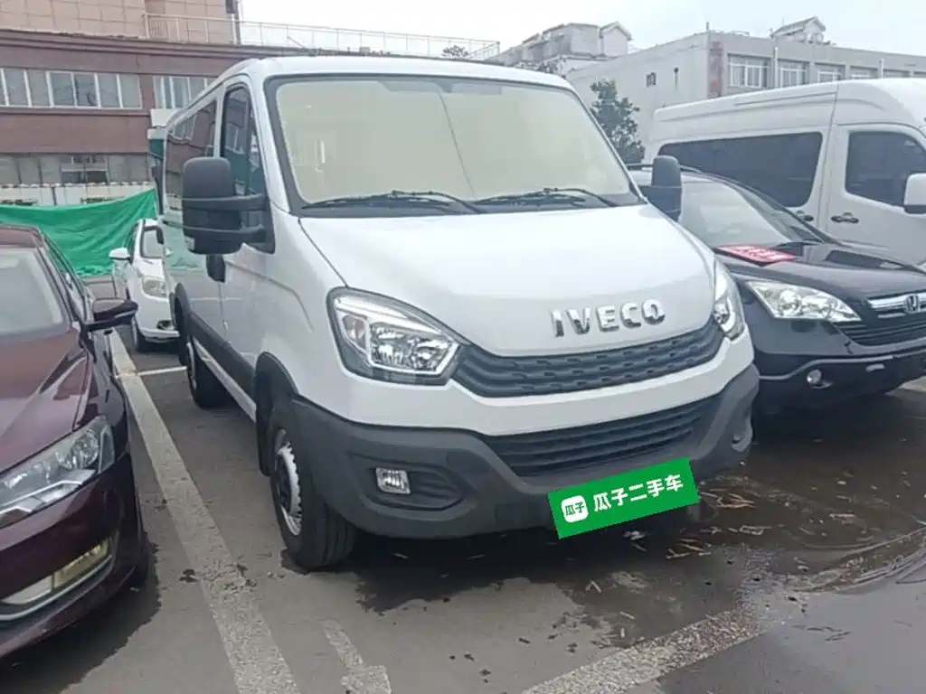 IVECO Ousheng — миниатюра 4