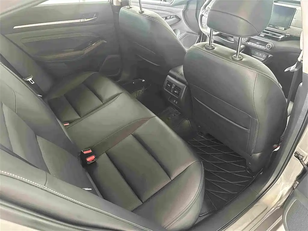 Nissan Teana — миниатюра 30