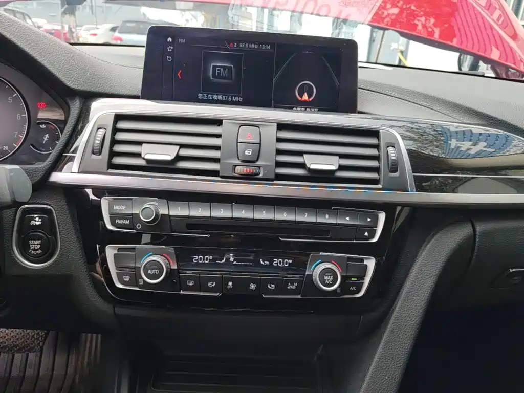 BMW 3 Series — миниатюра 13