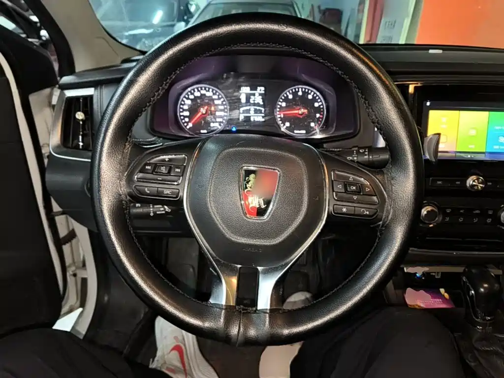Roewe i6 Classic — миниатюра 11