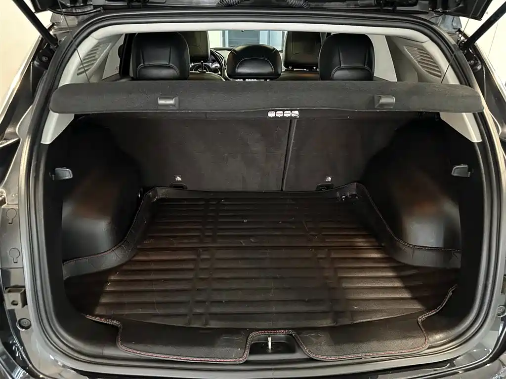 Jeep Compass — миниатюра 6