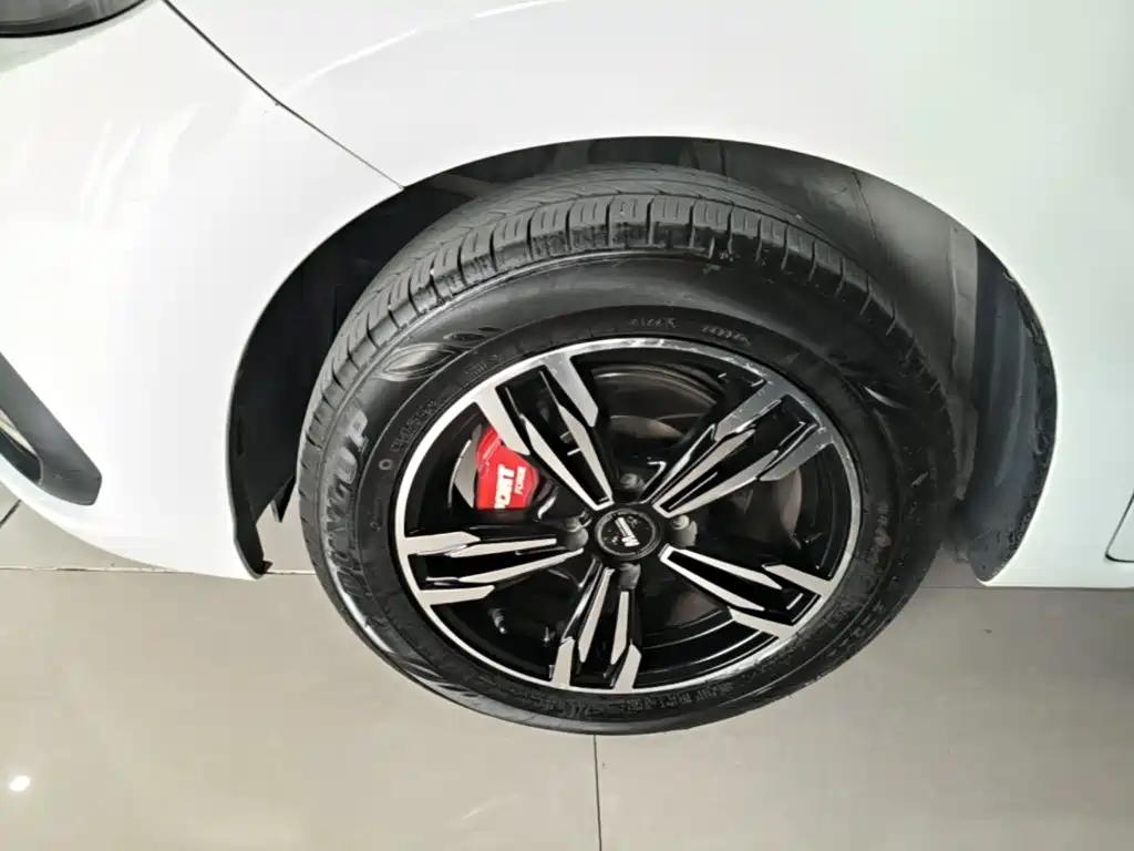 Honda Fit — миниатюра 23