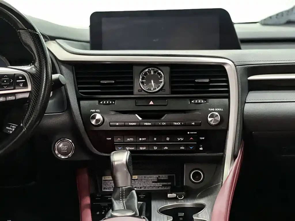 Lexus RX — миниатюра 11