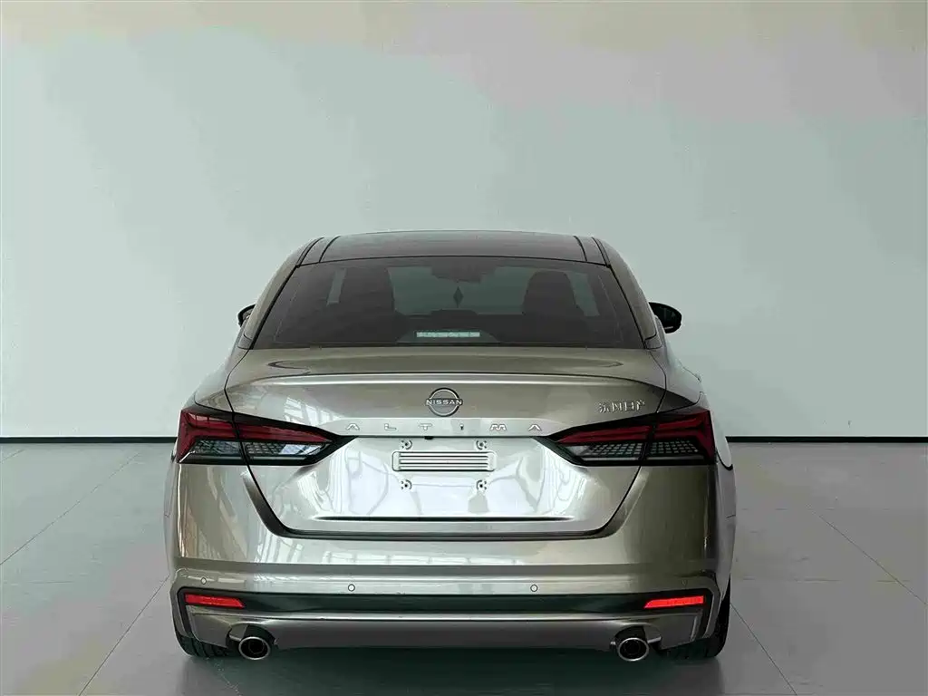 Nissan Teana — миниатюра 5