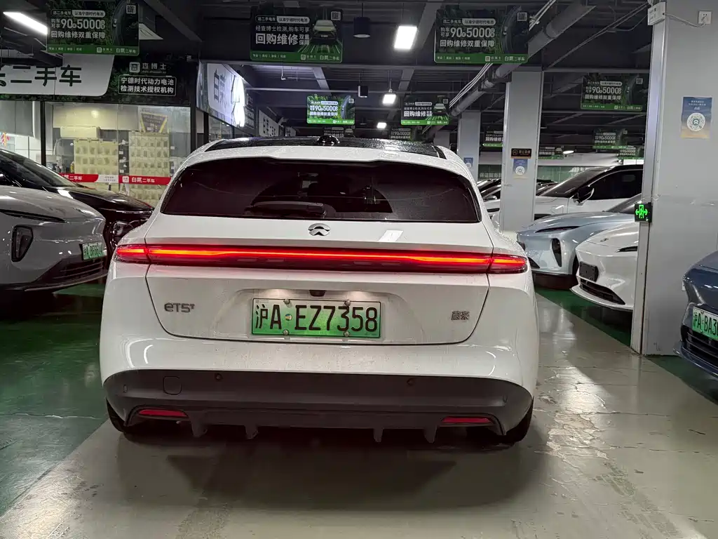 NIO NIO ET5T