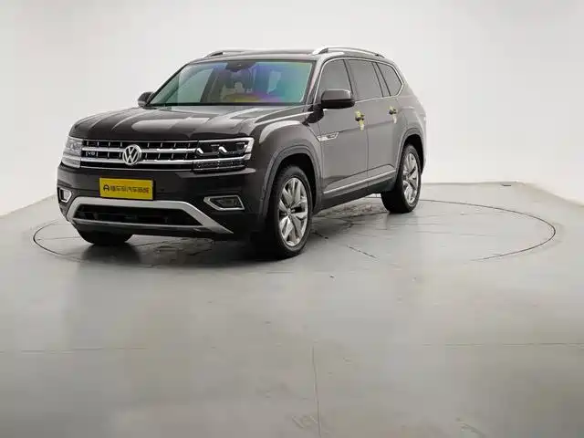 VOLKSWAGEN TOURANG 2019