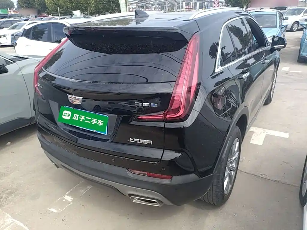 Cadillac XT4 — миниатюра 7