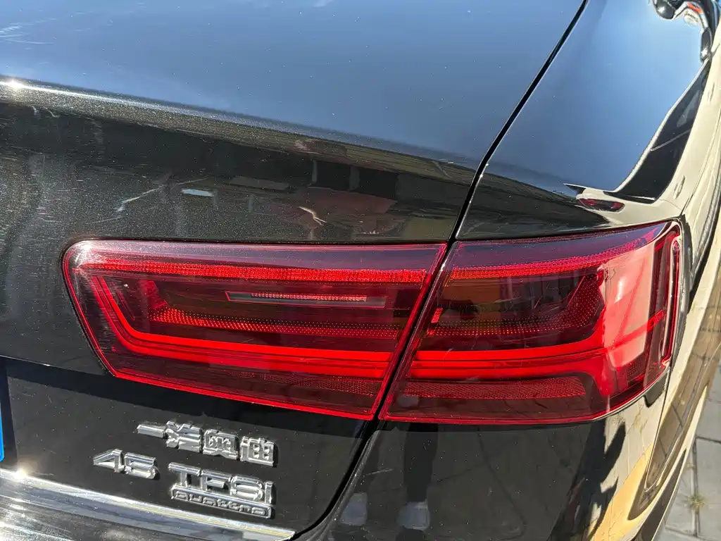 Audi A6L — миниатюра 9