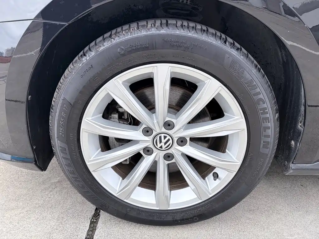Volkswagen Passat — миниатюра 5